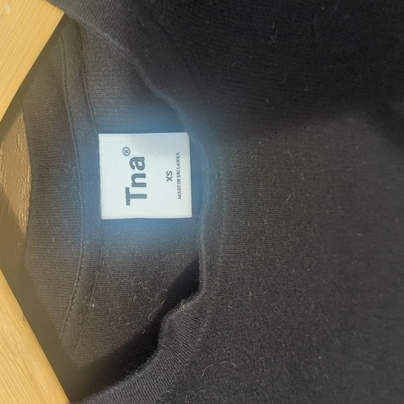 TNA Black Short Sleeve Micro Crop Ribbed T-shirt Fitted Crew Neck - XS - Picture 3 of 7